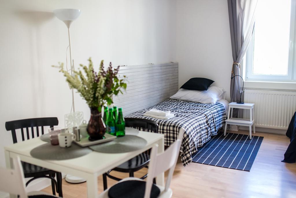 Pilotow 87 Apartments Krasków Δωμάτιο φωτογραφία