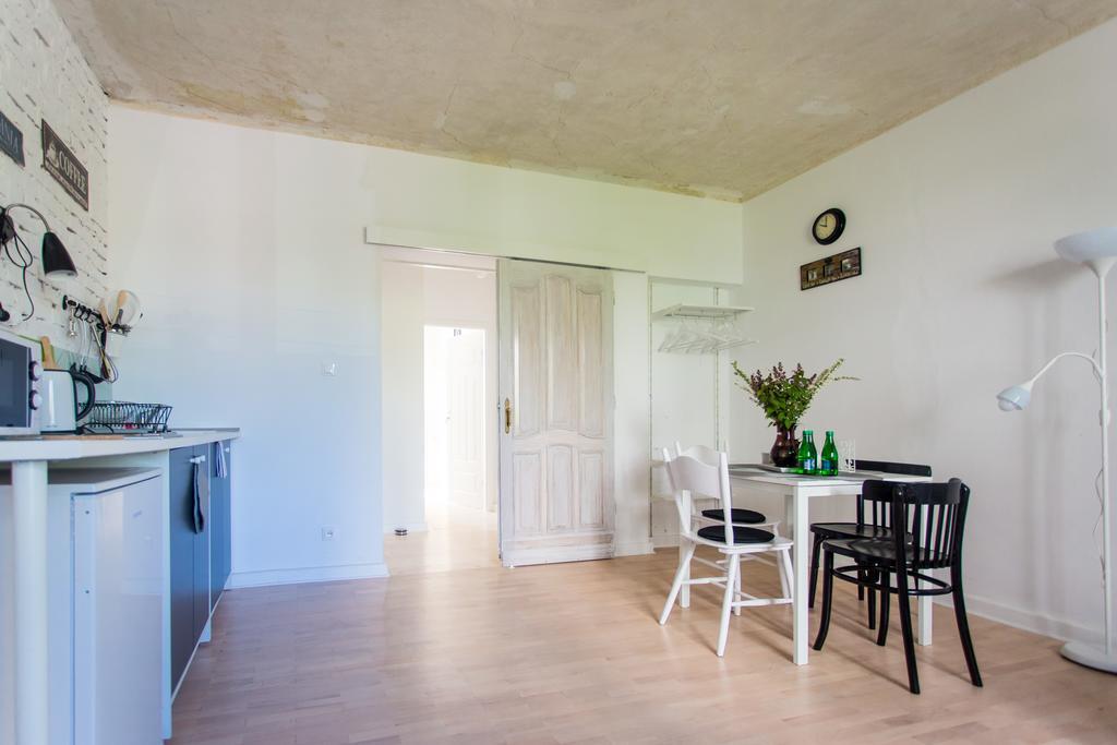 Pilotow 87 Apartments Krasków Δωμάτιο φωτογραφία