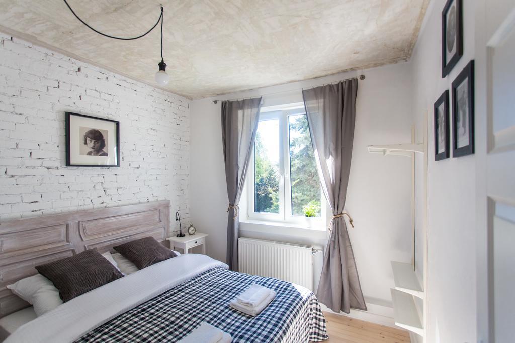 Pilotow 87 Apartments Krasków Δωμάτιο φωτογραφία